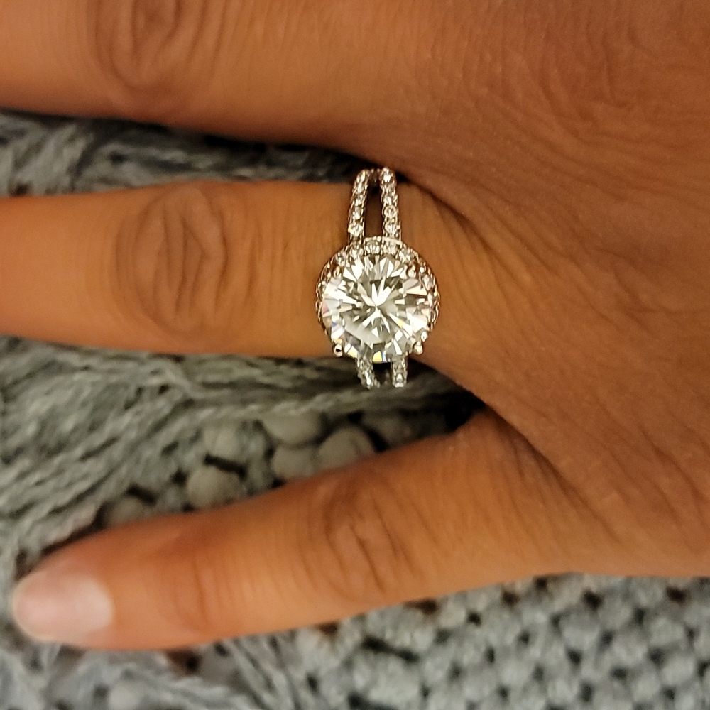 Fake wedding ring